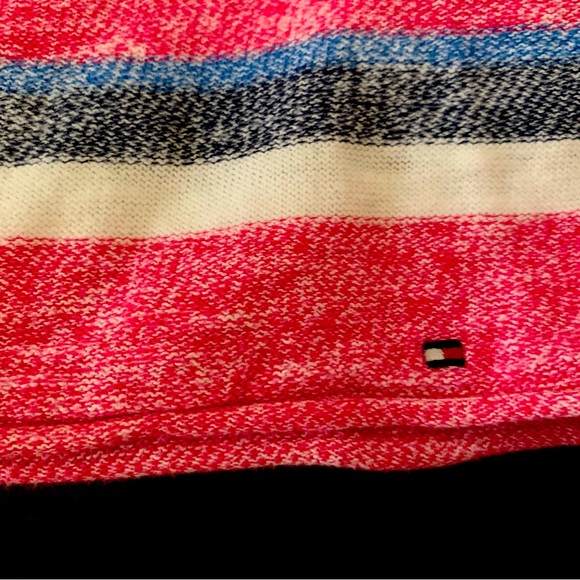 Girls Tommy Hilfiger Sweater Striped, Multicoloured, Cozy- Size 6/7 - Picture 2 of 3